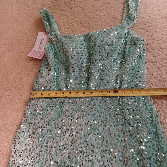 BEAUTIFUL Mint Geeen Aqua Sequence formal Dress size 12 - Picture 10 of 17